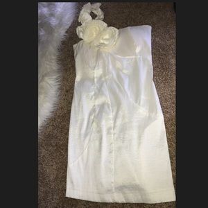 Womens Size Medium One Shoulder Ivory Dress